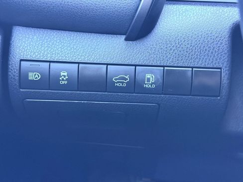Used 2023 Toyota Camry SE FWD image 31