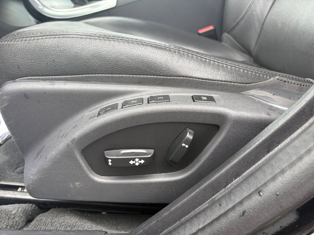 Used 2017 Volvo V60 T5 Premier w/ Convenience Package FWD image 13