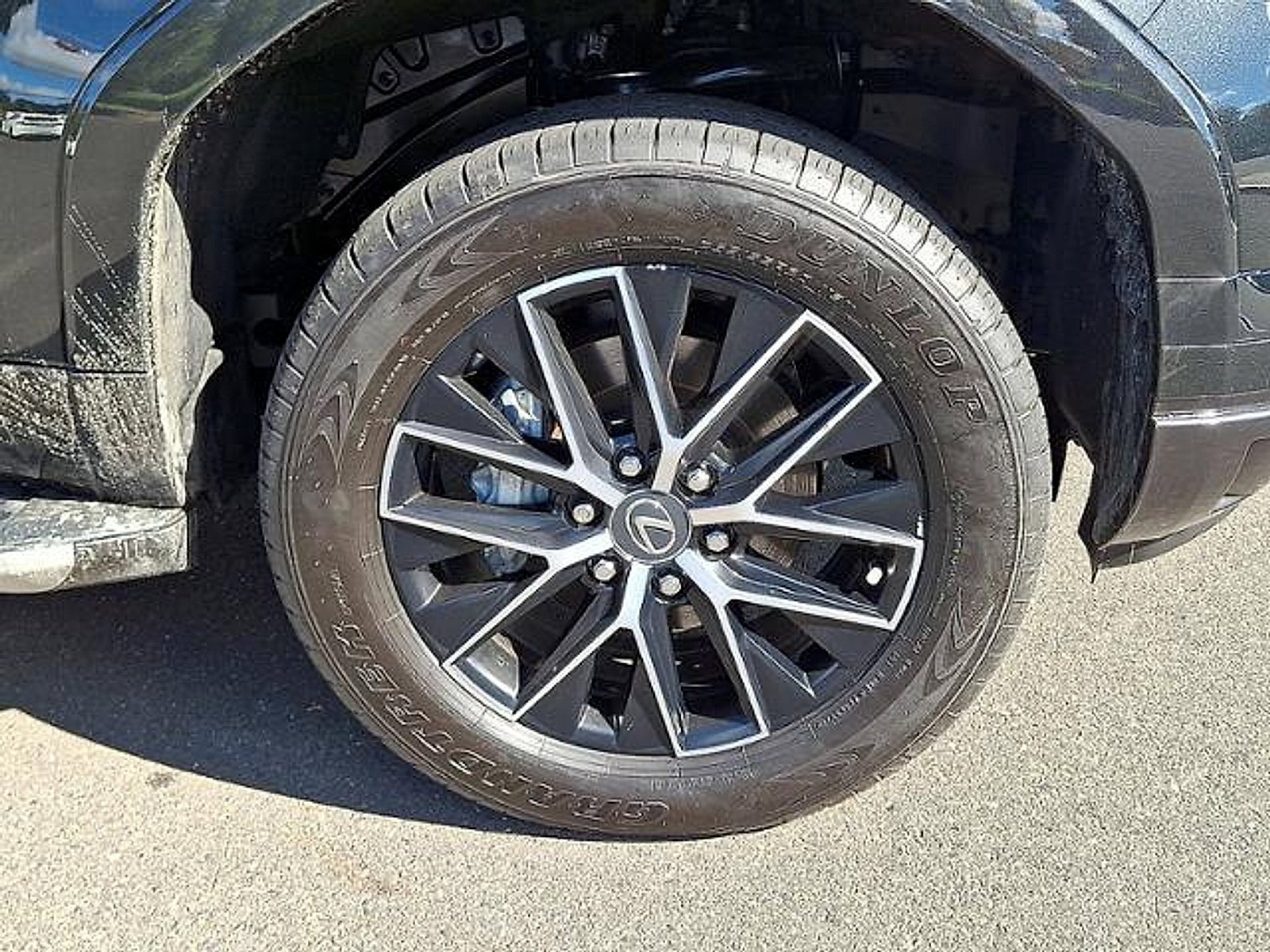 Certified 2024 Lexus GX 550 w/ Accessory Package (Z1) AWD/4WD image 8