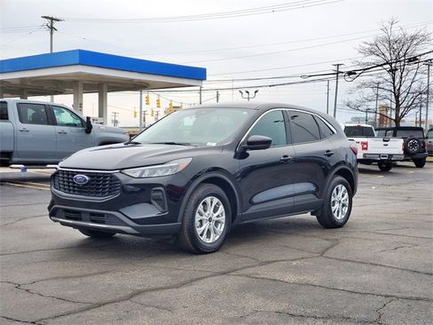 Used 2023 Ford Escape Active w/ Tech Pack #2 image 33