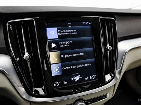 Used 2020 Volvo V60 T5 Momentum w/ Protection Package Premier image 59