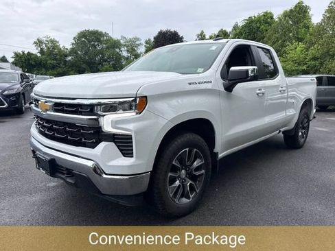Used 2023 Chevrolet Silverado 1500 LT AWD/4WD image 3