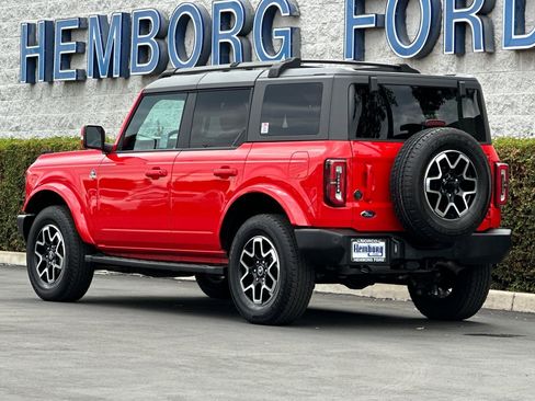 Used 2023 Ford Bronco Outer Banks image 6