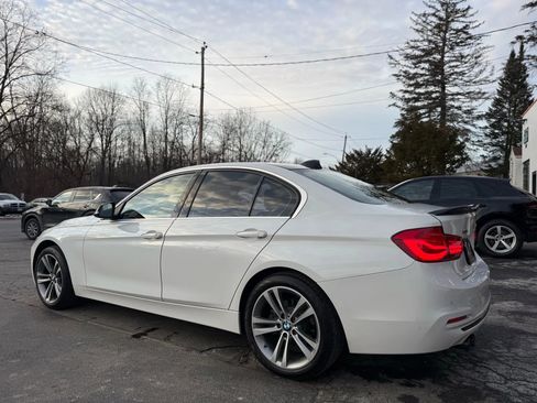 Used 2017 BMW 330i xDrive Sedan image 3
