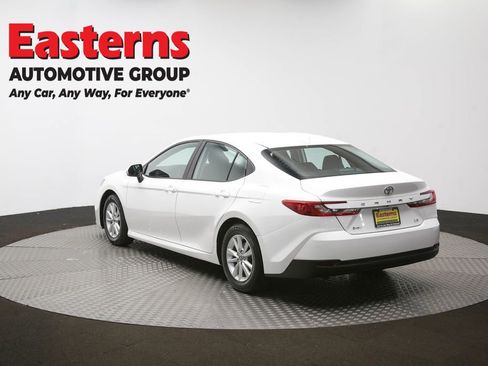 Used 2025 Toyota Camry LE FWD image 37