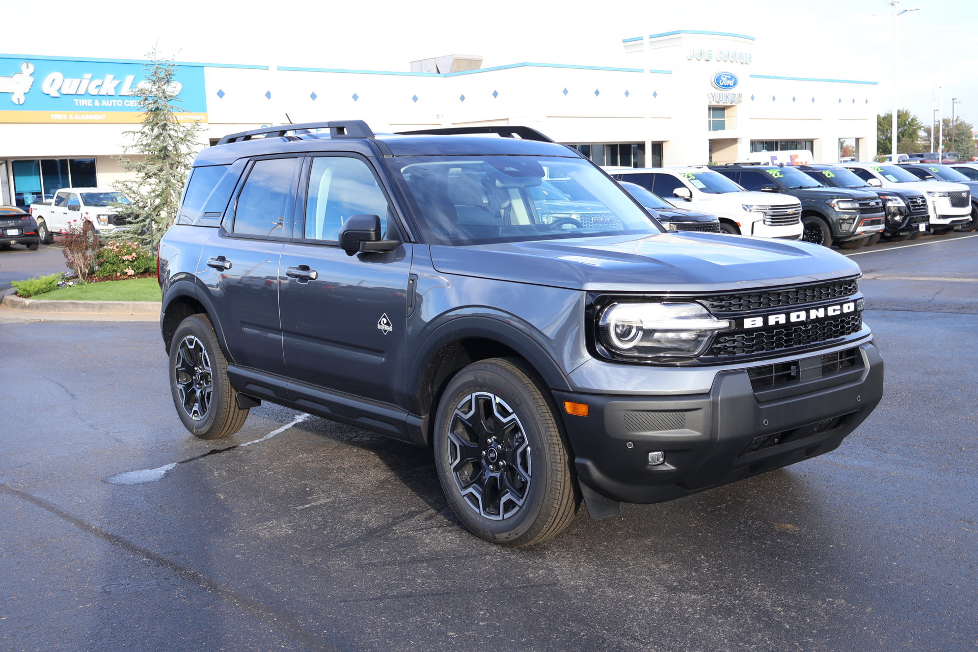 New 2026 Ford Bronco Sport Outer Banks w/ Outer Banks Tech Package+ AWD/4WD image 1