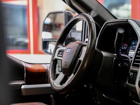 Used 2019 Ford F350 King Ranch w/ King Ranch Ultimate Package AWD/4WD image 13
