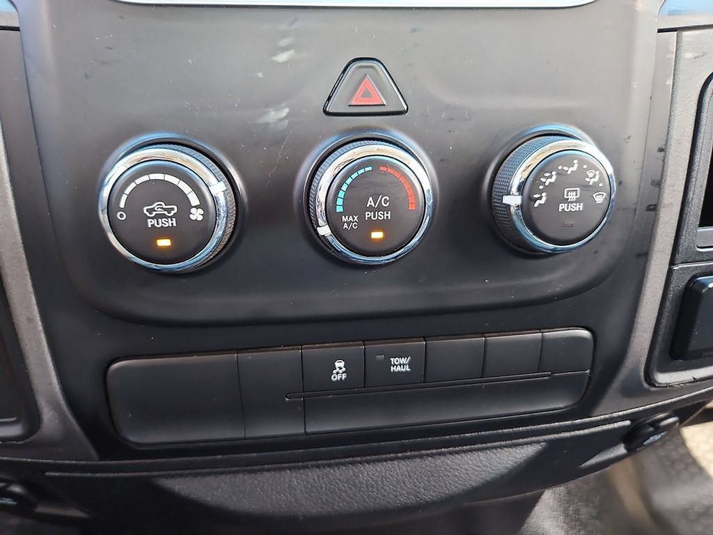 Used 2016 RAM 1500 4x4 Crew Cab w/ Protection Group image 25