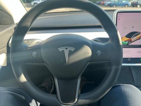 Used 2021 Tesla Model 3 Long Range AWD/4WD image 11