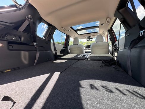Used 2025 Mitsubishi Outlander SE AWD/4WD image 59