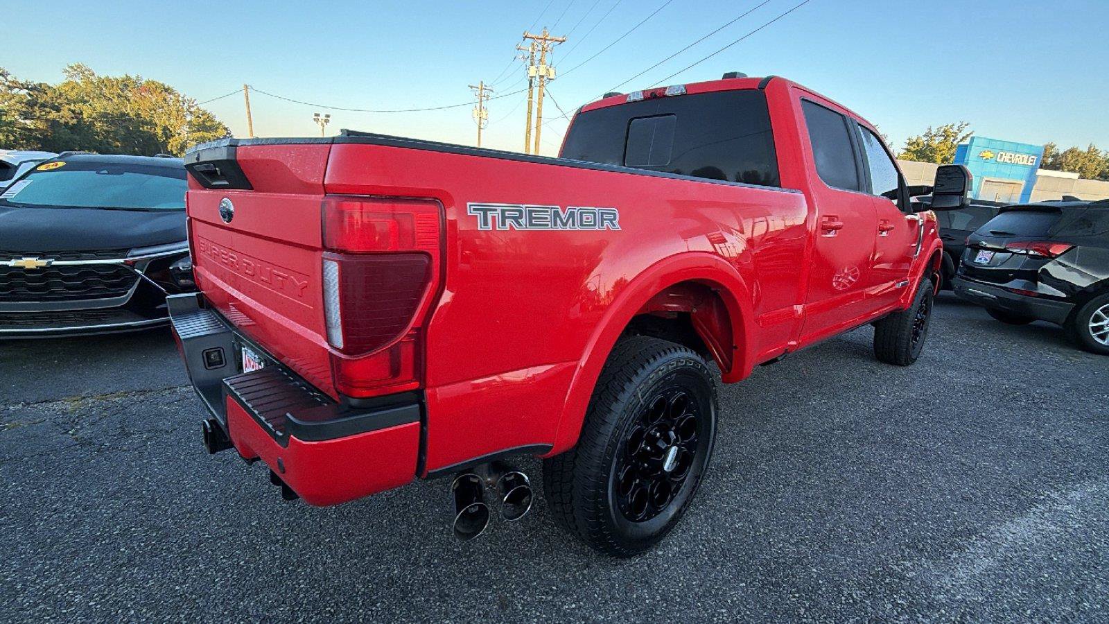 Used 2022 Ford F250 Lariat w/ Tremor Off-Road Package AWD/4WD image 8