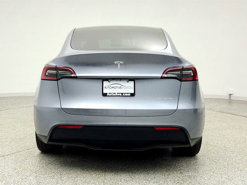 Used 2024 Tesla Model Y Long Range image 6