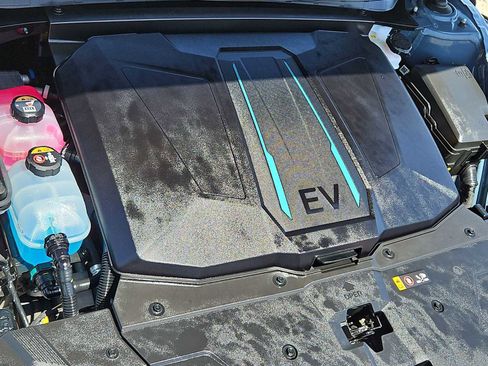 Used 2024 Hyundai Ioniq 5 SEL image 14