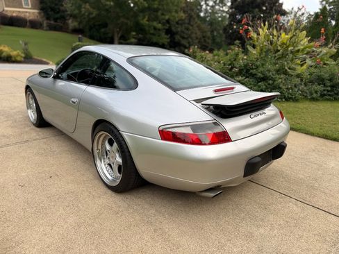Used 2000 Porsche 911 Carrera RWD image 8