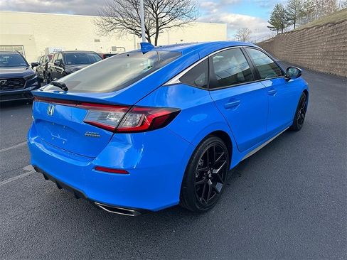 Used 2023 Honda Civic Sport Touring image 6