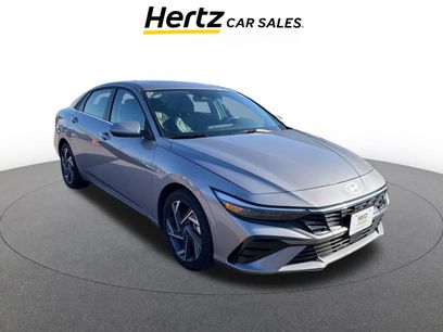 Used 2025 Hyundai Elantra Limited