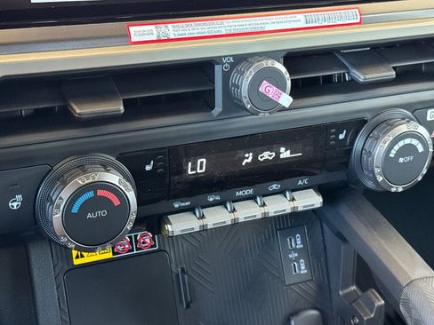 New 2025 Toyota Tacoma TRD Off-Road image 23