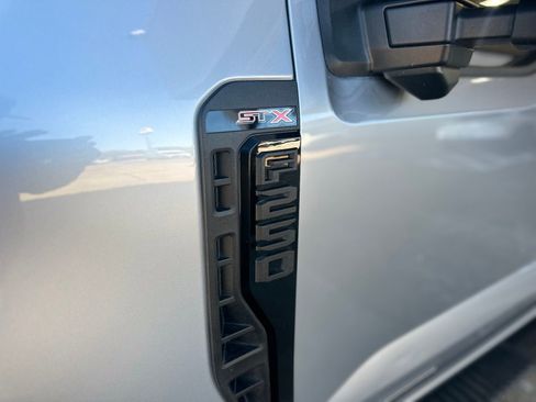 Used 2023 Ford F250 XL w/ STX Appearance Package image 15
