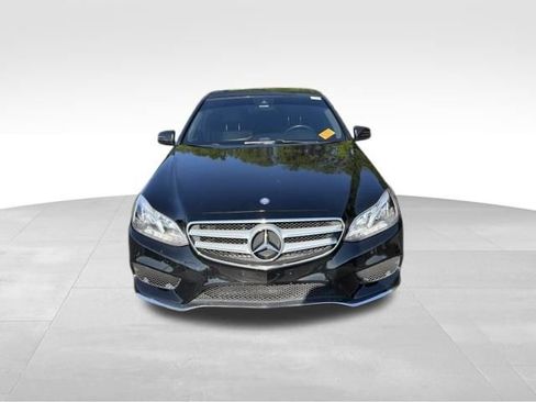 Used 2016 Mercedes-Benz E 350 4MATIC Sedan w/ Premium Package image 3