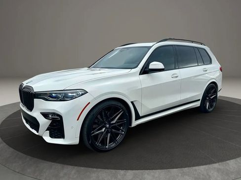 Used 2021 BMW X7 M50i w/ Dynamic Handling Package image 1