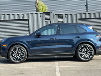 Used 2025 Porsche Cayenne video 2