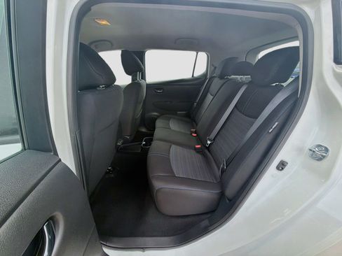 Used 2025 Nissan Leaf S FWD image 27