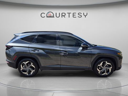 Used 2024 Hyundai Tucson Limited FWD image 6