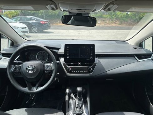 Used 2021 Toyota Corolla LE image 20