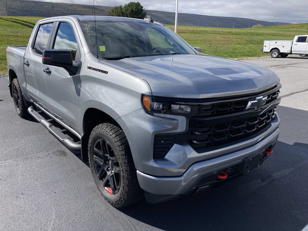 Used 2024 Chevrolet Silverado 1500 RST w/ Redline Edition AWD/4WD image 1
