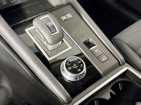 New 2026 Nissan Rogue SL AWD/4WD image 15