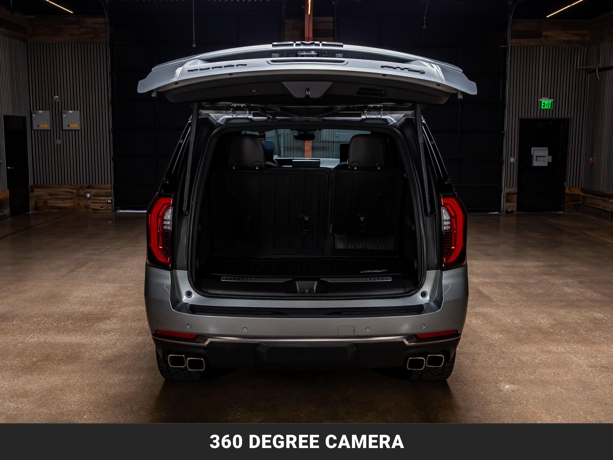 Used 2025 GMC Yukon AT4 Ultimate AWD/4WD image 8