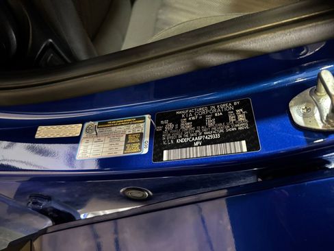 Used 2023 Kia Seltos LX image 31