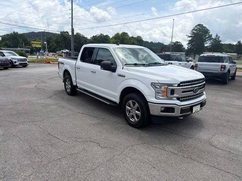Used 2020 Ford F150 XLT w/ Equipment Group 302A Luxury AWD/4WD image 13