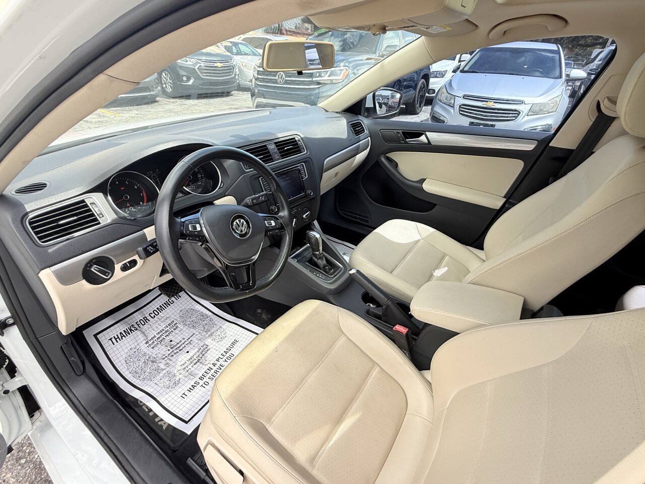 Used 2018 Volkswagen Jetta SE FWD image 12