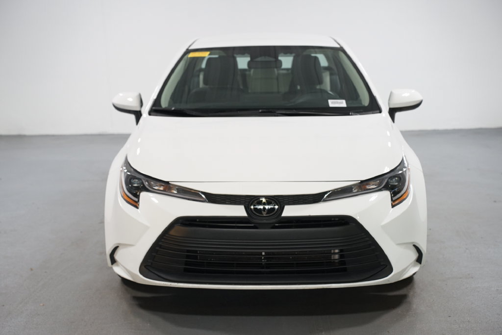 Certified 2023 Toyota Corolla LE FWD image 2