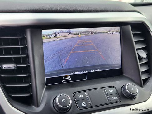 Used 2023 GMC Acadia SLE w/ Driver Convenience Package FWD image 32