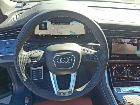 New 2026 Audi SQ8 Prestige image 18