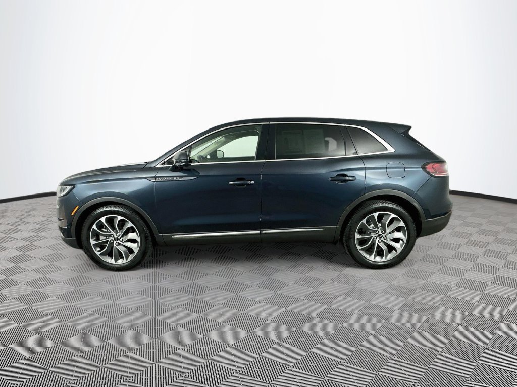 Used 2023 Lincoln Nautilus Reserve w/ Equipment Group 201A AWD/4WD image 6