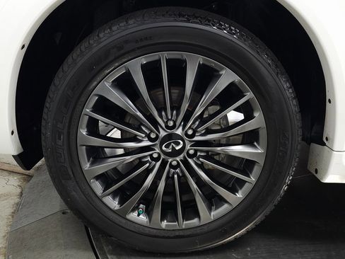 Used 2024 INFINITI QX80 Premium Select w/ Cargo Package image 15