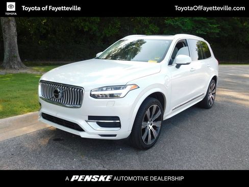 Used 2021 Volvo XC90 T8 Inscription w/ Protection Package Premier AWD/4WD image 1