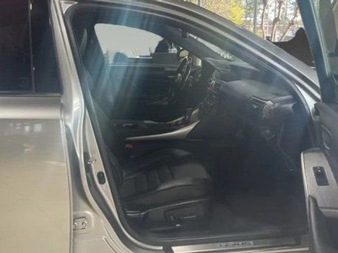 Used 2020 Lexus IS 300 F Sport image 13