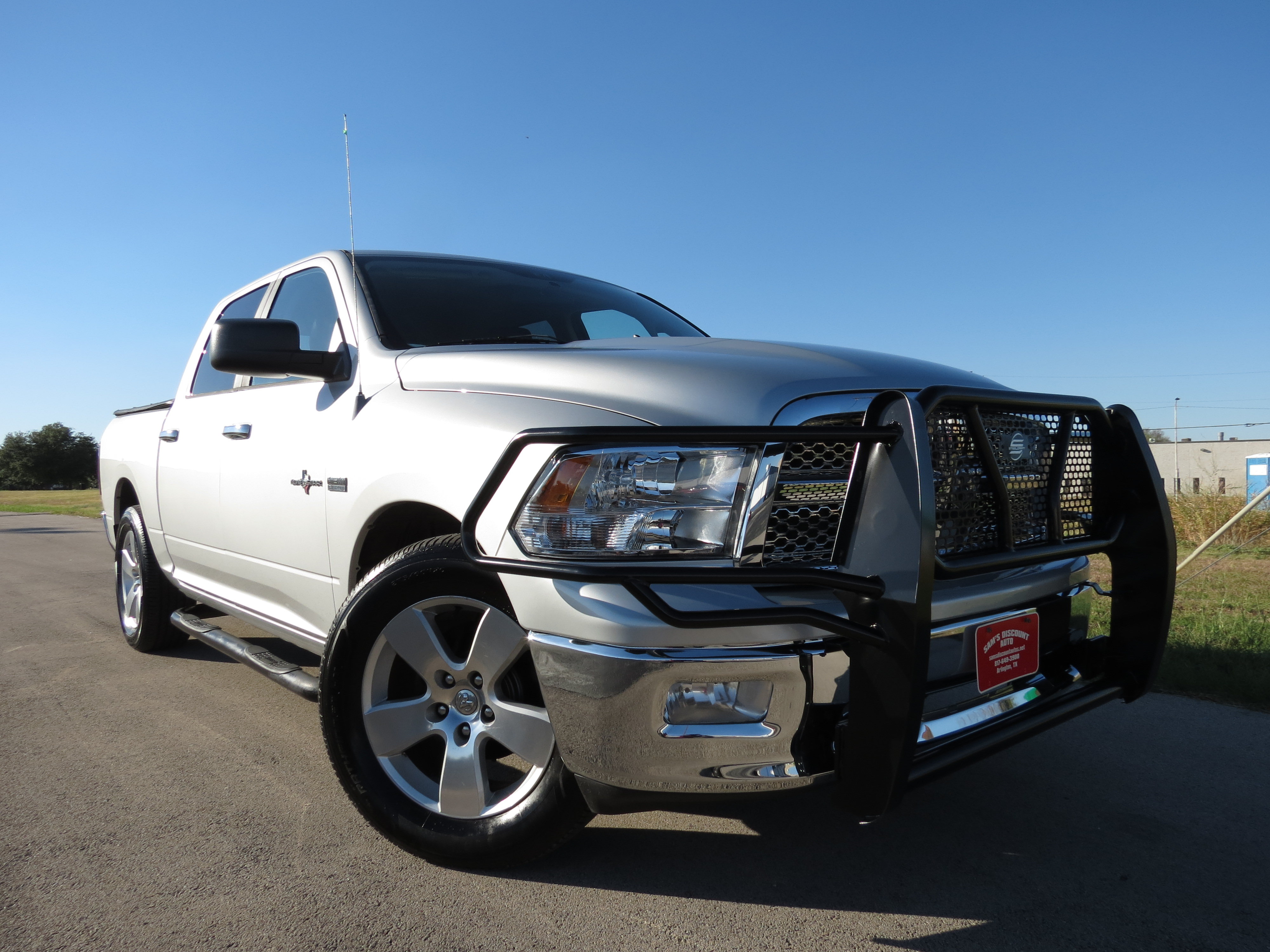 Used 2012 RAM 1500 Lone Star RWD image 2