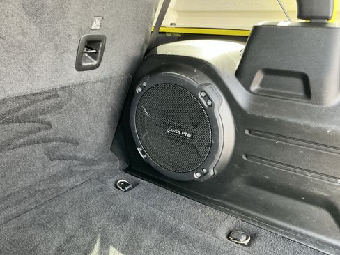 Used 2022 Jeep Wrangler Unlimited Rubicon image 27