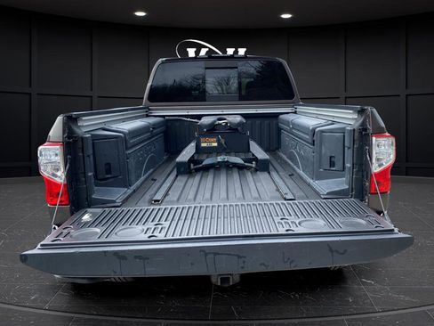 Used 2017 Nissan Titan Platinum Reserve AWD/4WD image 25