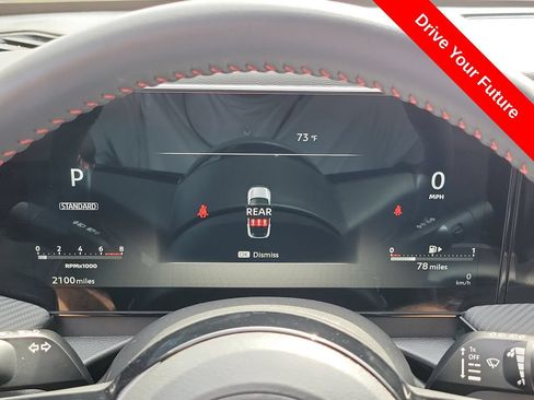 Used 2025 Nissan Kicks SR AWD/4WD image 9