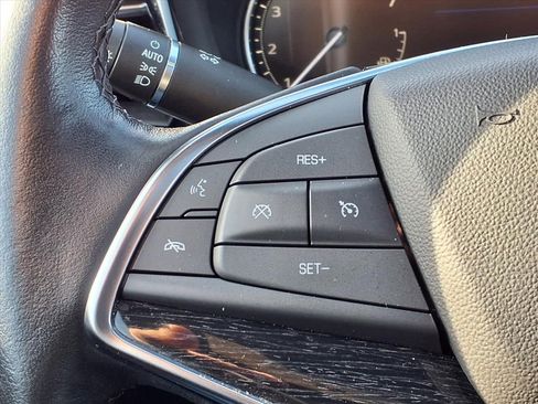 Used 2023 Cadillac XT5 Premium Luxury image 22