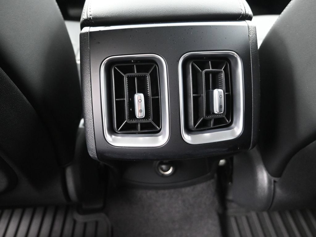 Certified 2026 Kia Sorento EX AWD/4WD image 30