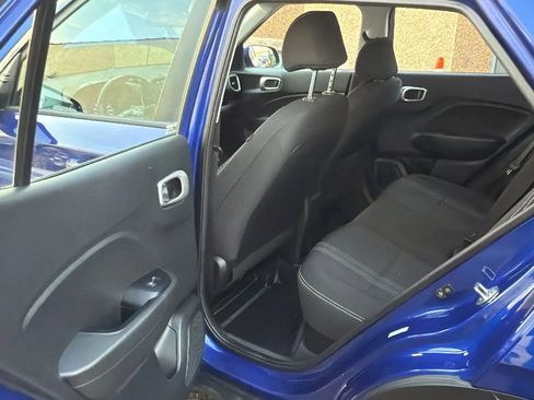 Used 2020 Hyundai Venue SEL w/ Convenience Package image 27