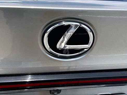 Used 2021 Lexus IS 300 w/ Accessory Package RWD image 10