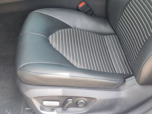 Used 2023 Toyota Camry SE w/ Convenience Package FWD image 26